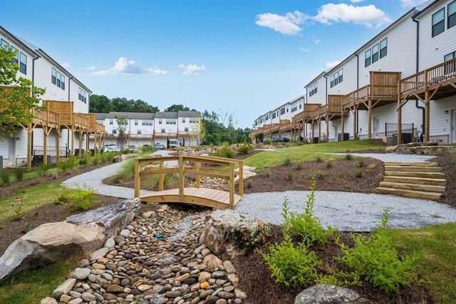 2831 Rosehall Way, Lawrenceville, GA 30044