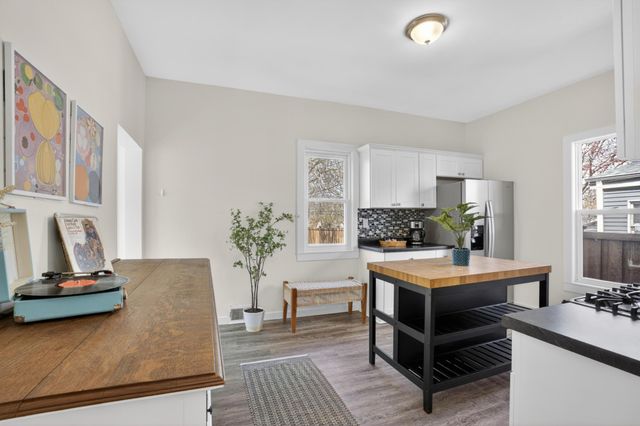 623 Russell Avenue N, Minneapolis, MN 55411