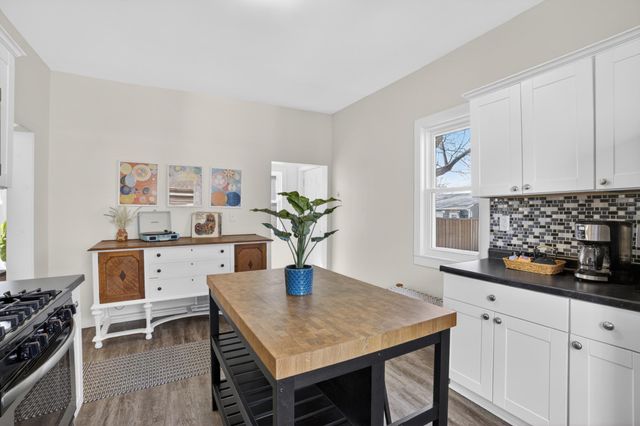 623 Russell Avenue N, Minneapolis, MN 55411