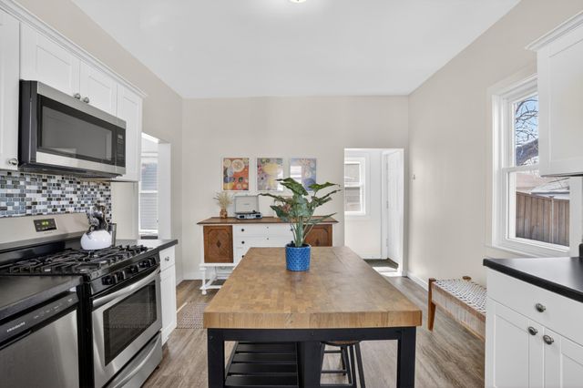 623 Russell Avenue N, Minneapolis, MN 55411