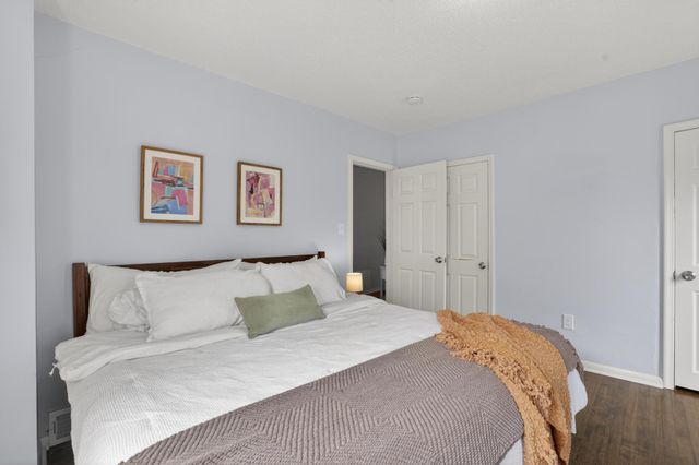 623 Russell Avenue N, Minneapolis, MN 55411