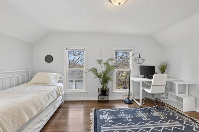 623 Russell Avenue N, Minneapolis, MN 55411