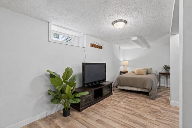 623 Russell Avenue N, Minneapolis, MN 55411