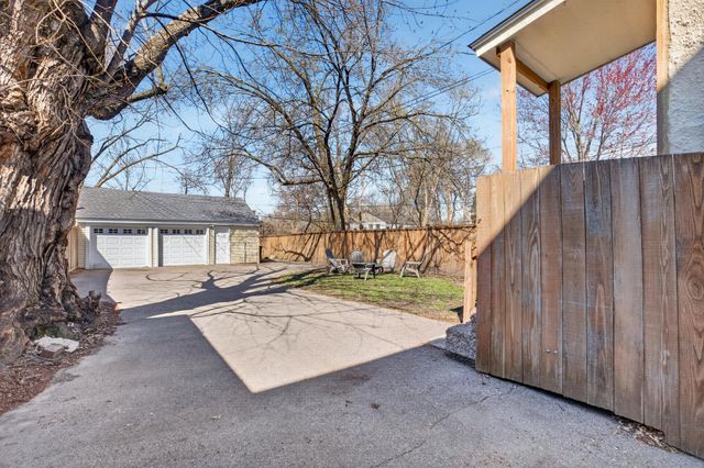 623 Russell Avenue N, Minneapolis, MN 55411