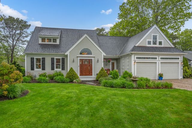35 Bayshore Drive, Mashpee, MA 02649