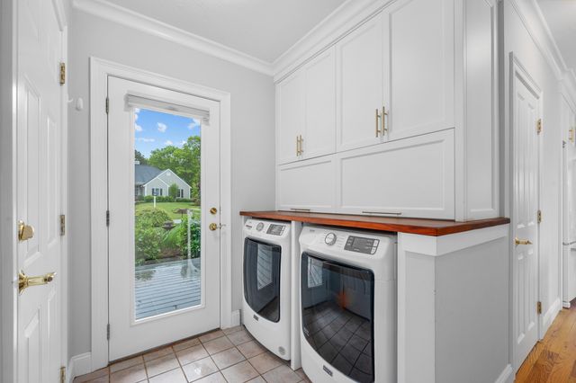 35 Bayshore Drive, Mashpee, MA 02649