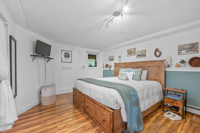 35 Bayshore Drive, Mashpee, MA 02649