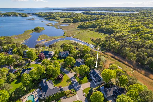 35 Bayshore Drive, Mashpee, MA 02649