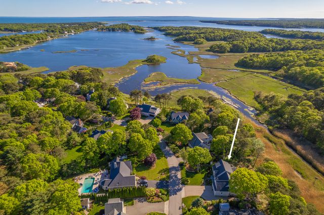 35 Bayshore Drive, Mashpee, MA 02649