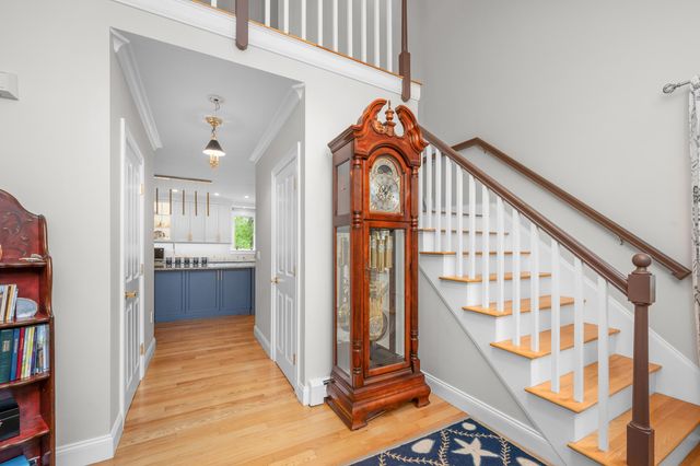 35 Bayshore Drive, Mashpee, MA 02649