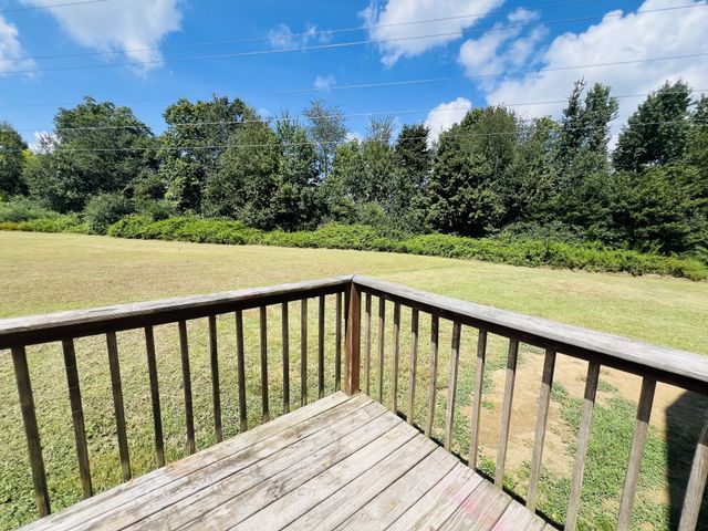 33 Long Meadow Dr, Fayetteville, TN 37334