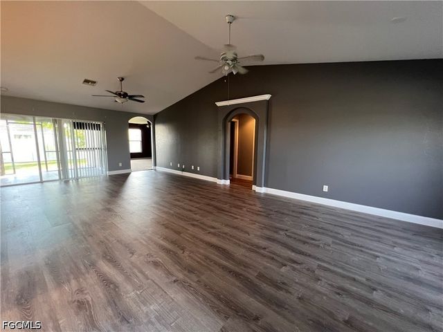 1722 NW 18th TER, Cape Coral, FL 33993