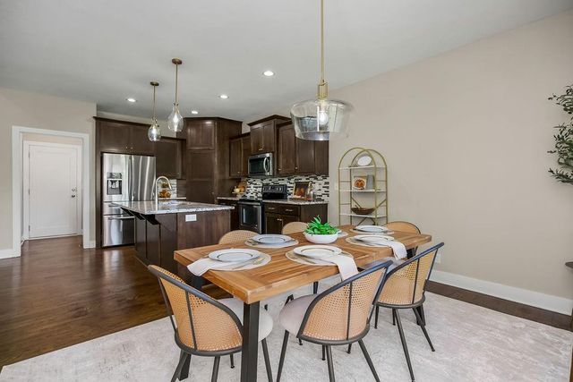106 E Woodland Avenue, Lone Jack, MO 64070