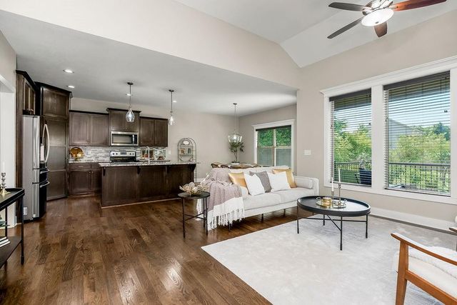 106 E Woodland Avenue, Lone Jack, MO 64070