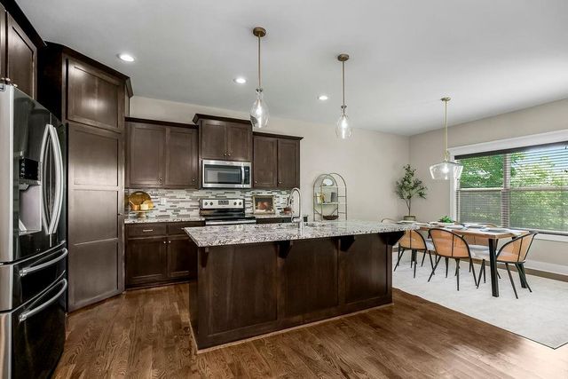 106 E Woodland Avenue, Lone Jack, MO 64070