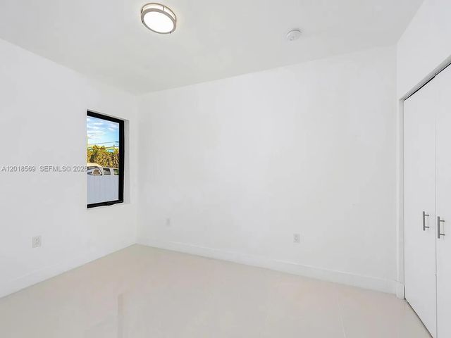 676 NW 47th St 5, Miami, FL 33127