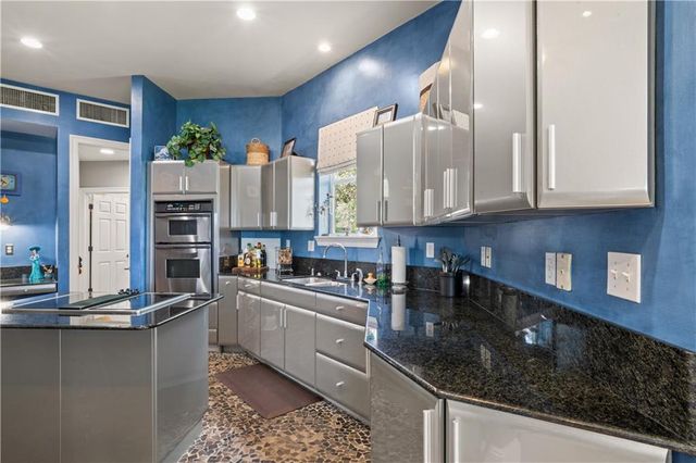 3800 St Andrews Loop N, Mobile, AL 36693