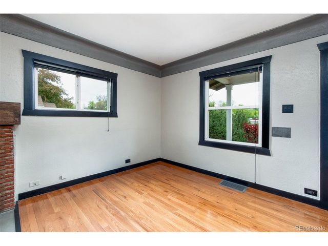 4401 S Delaware St, Englewood, CO 80110