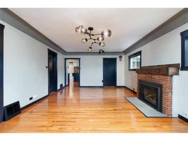 4401 S Delaware St, Englewood, CO 80110