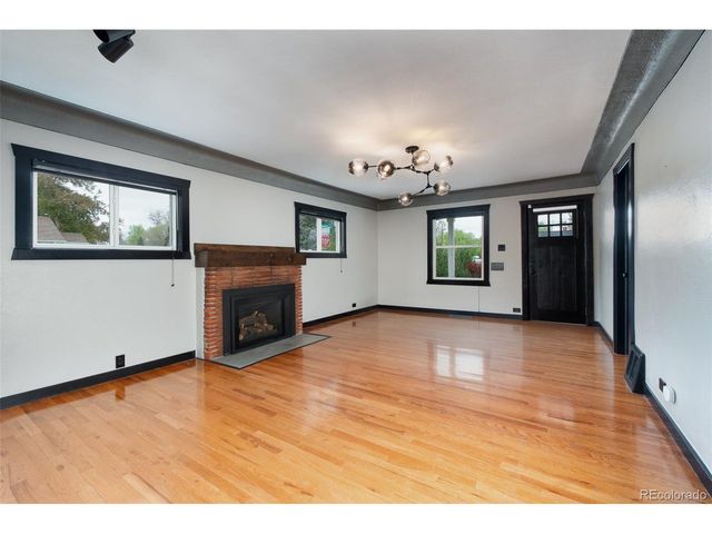 4401 S Delaware St, Englewood, CO 80110