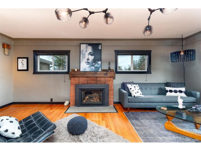 4401 S Delaware St, Englewood, CO 80110
