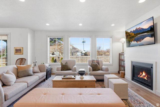 11382 S CANYON FALLS LN, Sandy, UT 84092