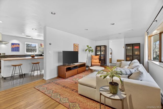 197 Hardenburgh Road, Ulster Park, NY 12487