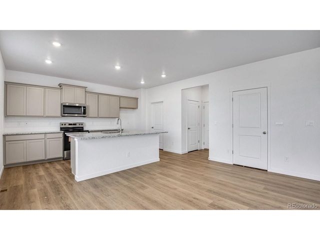 43147 Trenton Gulch Trl, Elizabeth, CO 80107