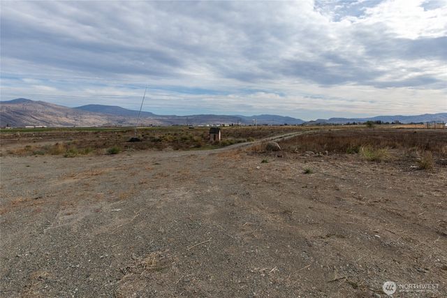 105 Greenacres Road, Omak, WA 98841