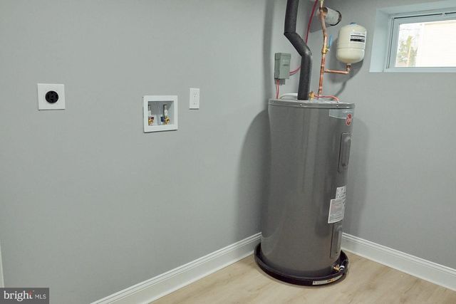 405 SEWARD AVE, Baltimore, MD 21225