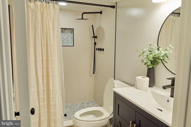 405 SEWARD AVE, Baltimore, MD 21225