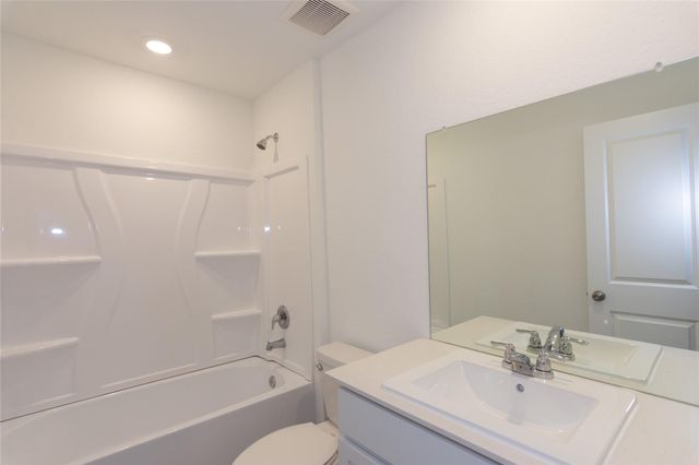 356 Marty Allen LOOP, Jarrell, TX 76537