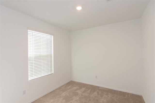 356 Marty Allen LOOP, Jarrell, TX 76537