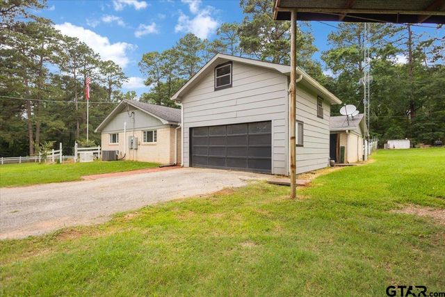 20994 State Highway 110 N, Troup, TX 75789