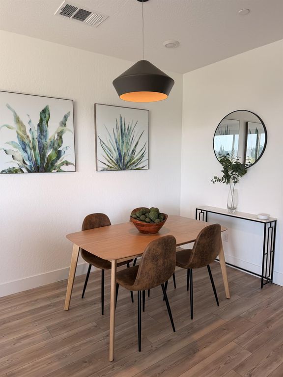 Image 4 of property listing at 2829 E Tamarind Drive, Fresno, CA 93730