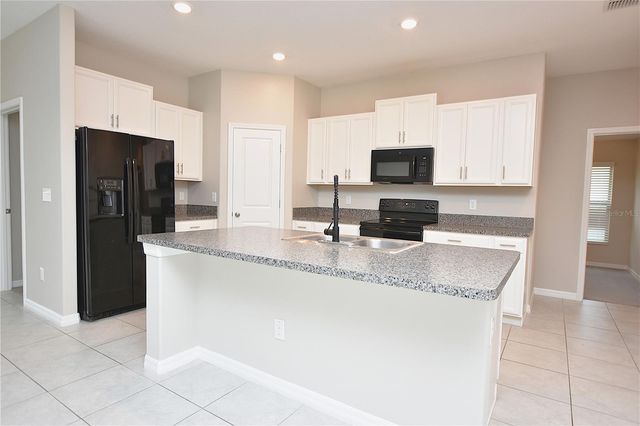 5643 KEATON SPRINGS DRIVE, Lakeland, FL 33811