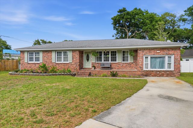 1246 Honeysuckle Lane, Charleston, SC 29412