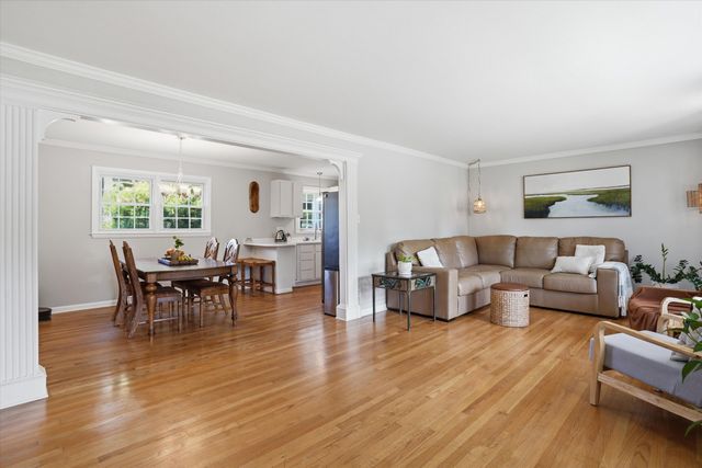 1246 Honeysuckle Lane, Charleston, SC 29412