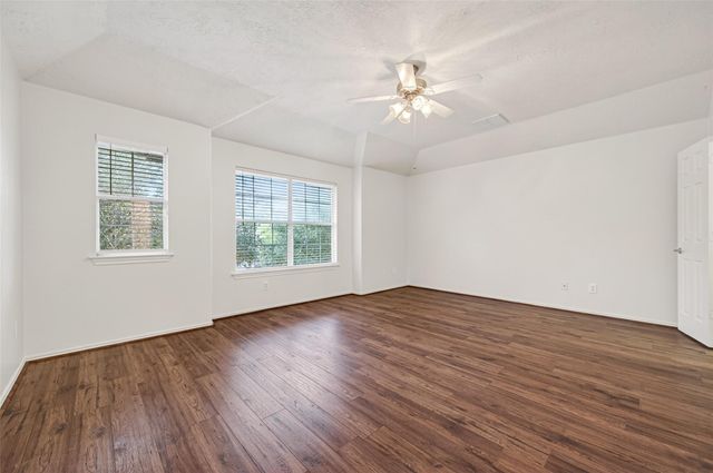 31 Wickerdale Place, The Woodlands, TX 77382