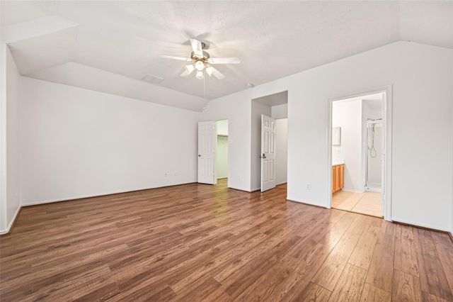 31 Wickerdale Place, The Woodlands, TX 77382