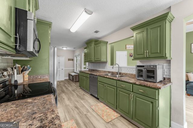 162 NE Mancey Garrason Loop, Ludowici, GA 31316