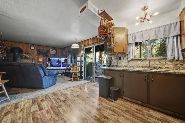 18222 Fiddletown Rd, Fiddletown, CA 95629