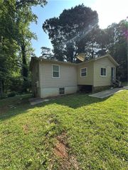2750 Dogwood creek Parkway, Duluth, GA 30096