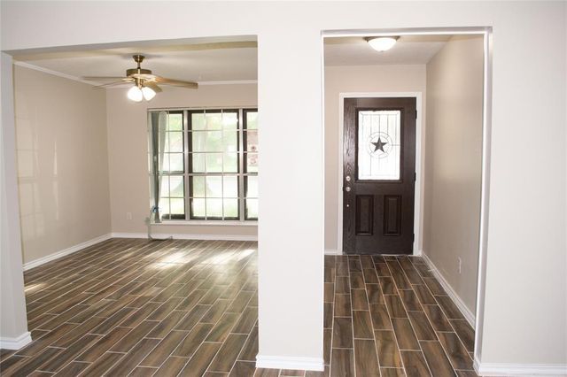 2309 Cedar Street, Pearland, TX 77581