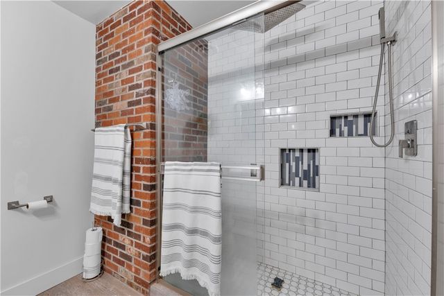 1003 W Price Lane, Rogers, AR 72758