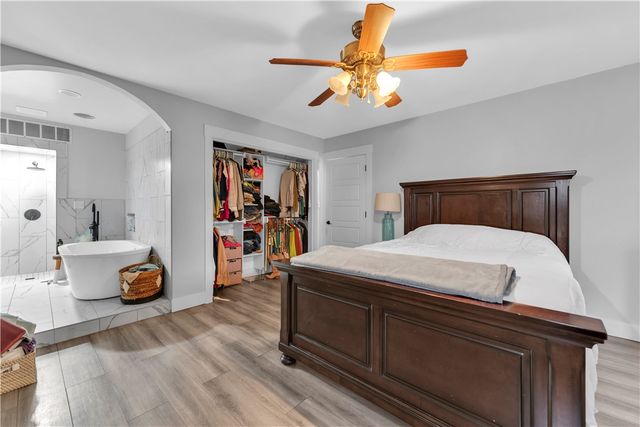 1003 W Price Lane, Rogers, AR 72758