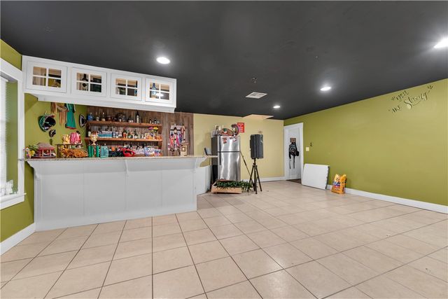 1003 W Price Lane, Rogers, AR 72758