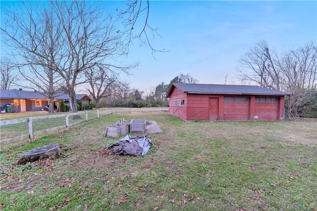 1003 W Price Lane, Rogers, AR 72758