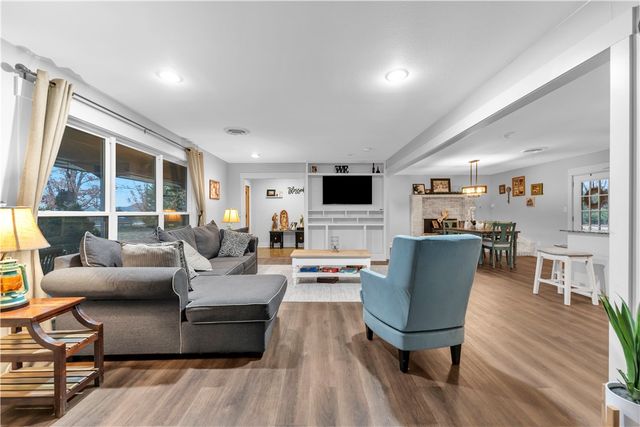 1003 W Price Lane, Rogers, AR 72758