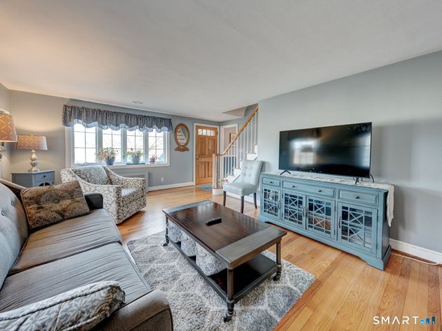 28 Berldale Avenue, Berlin, CT 06037